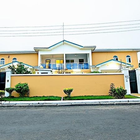 @Home Boutique B&B Hostel And Suite Accra Esterno foto