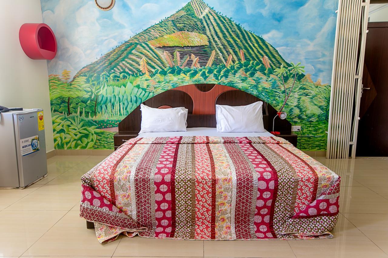 @Home Boutique B&B Hostel And Suite Accra Esterno foto