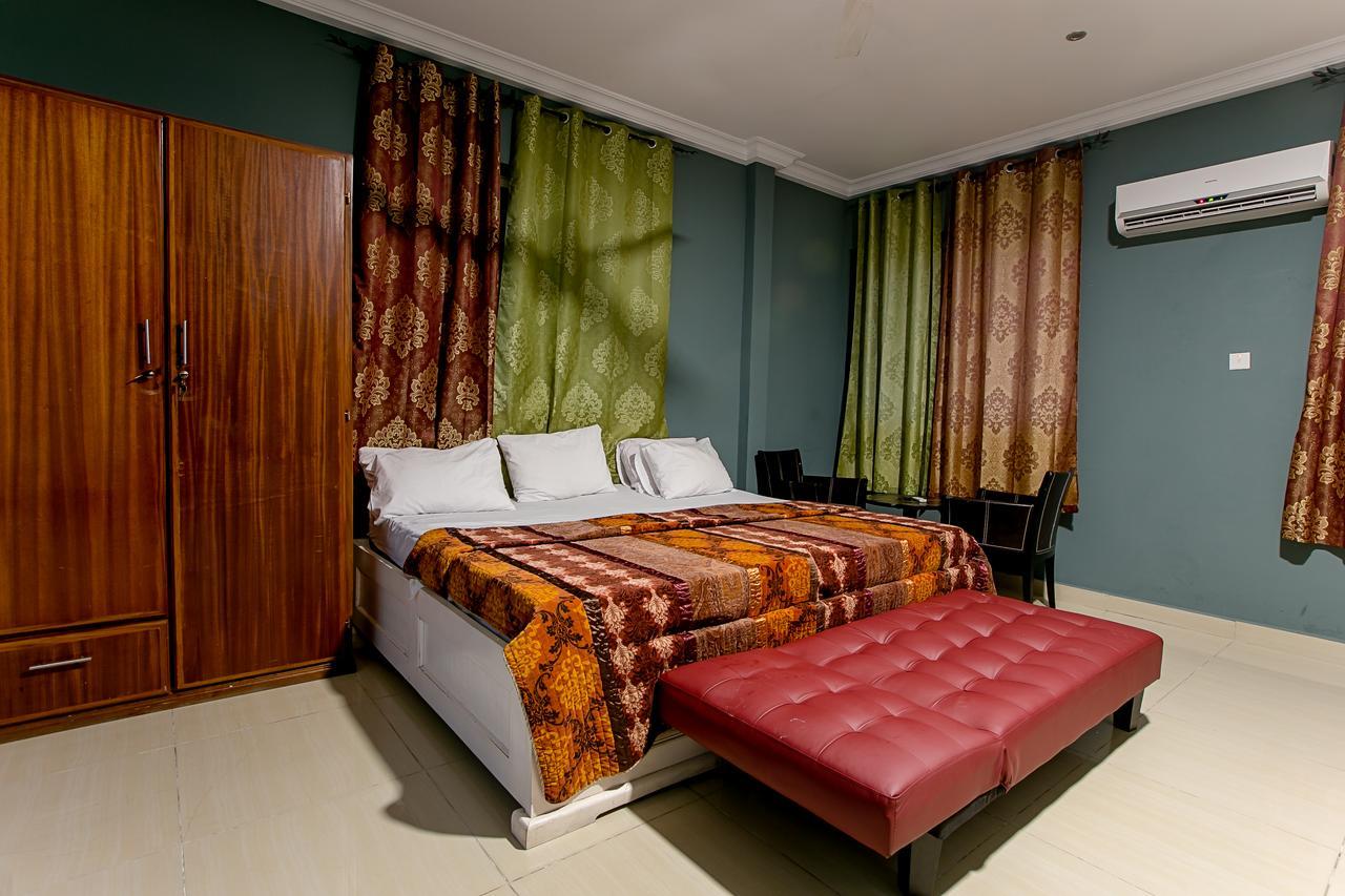 @Home Boutique B&B Hostel And Suite Accra Esterno foto