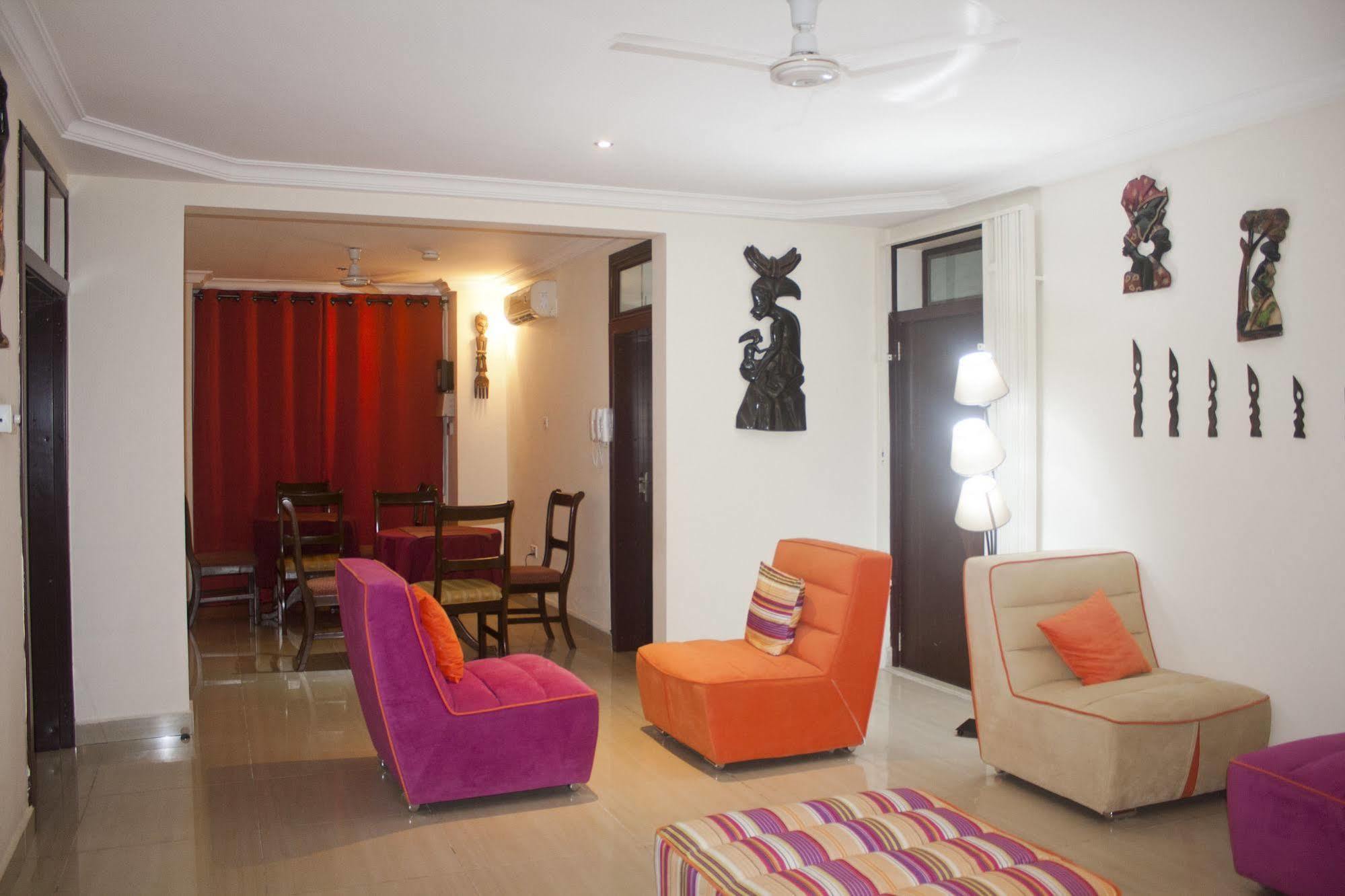 @Home Boutique B&B Hostel And Suite Accra Esterno foto