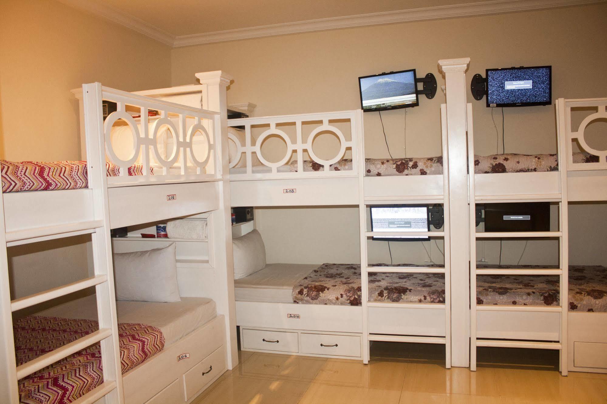 @Home Boutique B&B Hostel And Suite Accra Esterno foto